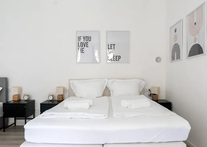 Comfort Anytime Check In For Business And Family Apartmán